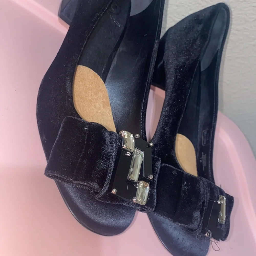 Tory Burch Velvet Block Pumps size 7